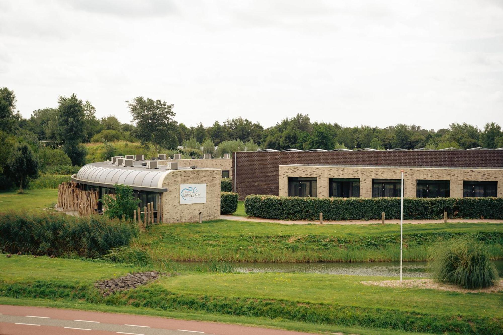 Resort Land & Zee Scharendijke Exteriör bild
